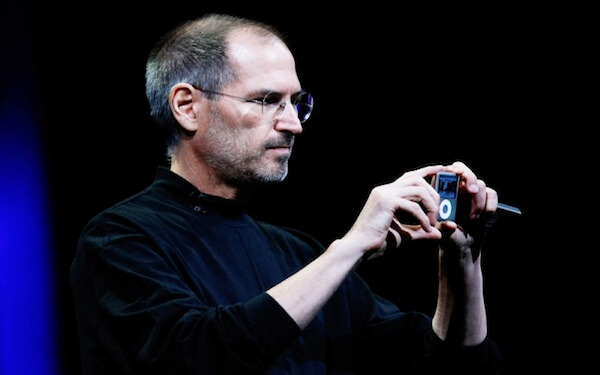 [4] Уолтер Айзексон. Стив Джобс: Стремление к простоте как двигатель революции дизайна