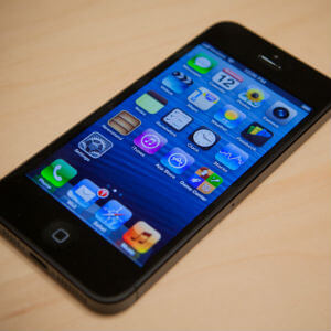 iPhone 5 — самый популярный iPhone. Фото.