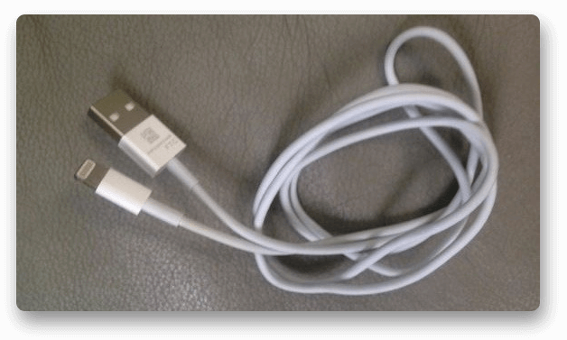 AppleUSBCable-MiniDock AppleUSBCable-MiniDock
