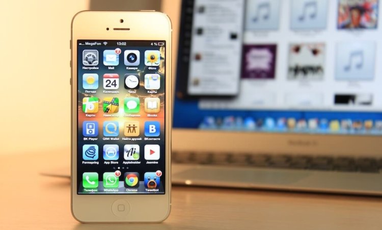 Обзор Apple iPhone 5 от AppleInsider.ru. Фото.