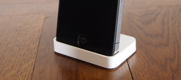Apple не будет делать док для iPhone 5. Фото.
