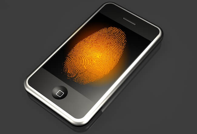 iPhone научится узнавать владельца по отпечаткам пальцев iPhone научится узнавать владельца по отпечаткам пальцев