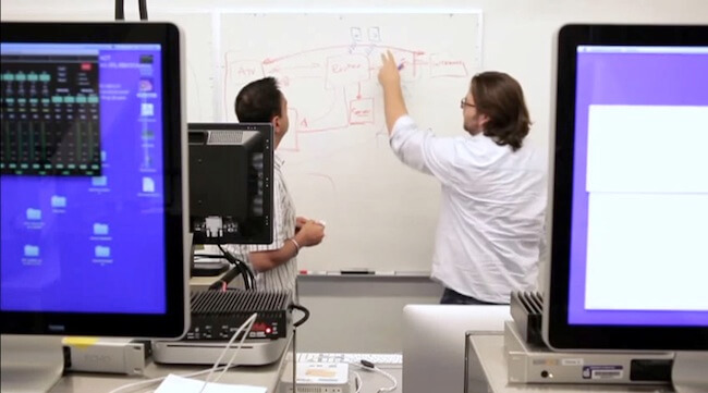 [1] Кампус Apple: экскурсия в святая святых 