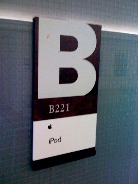 [1] Кампус Apple: экскурсия в святая святых 