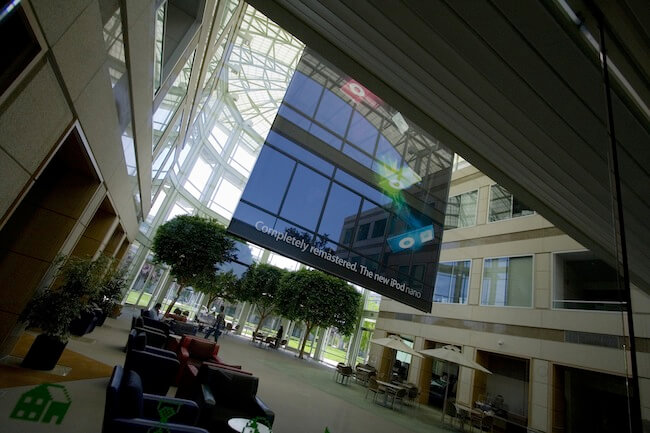 [1] Кампус Apple: экскурсия в святая святых 