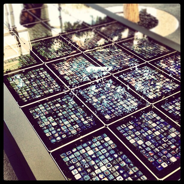 [1] Кампус Apple: экскурсия в святая святых 