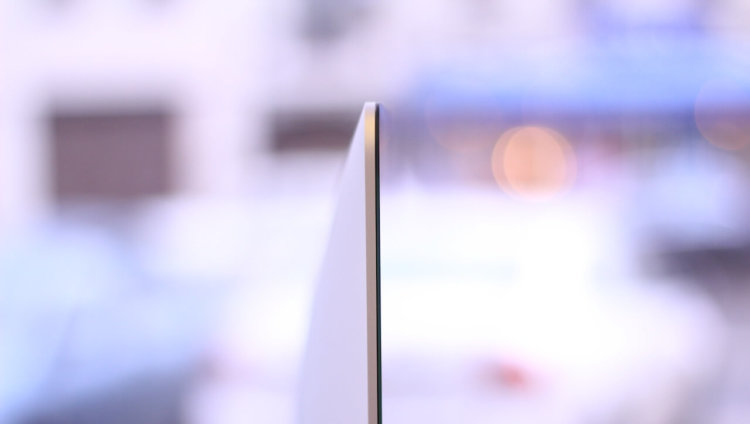 [Обзор] Новый iMac: тонкий, легкий и мощный. Фото.