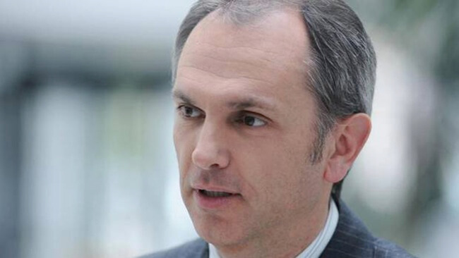 Apple переманивает сотрудников из других корпораций CFO