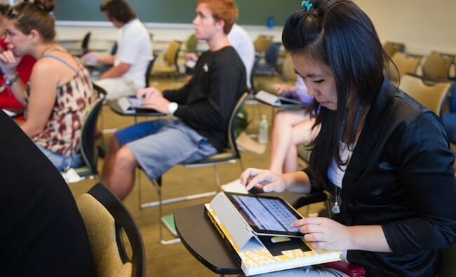 iPad - лучший друг современного студента student-ipad