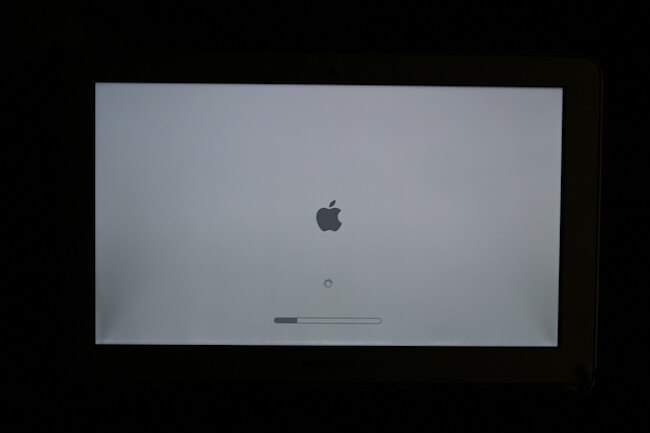 Замена матрицы дисплея MacBook Air Замена матрицы дисплея MacBook Air