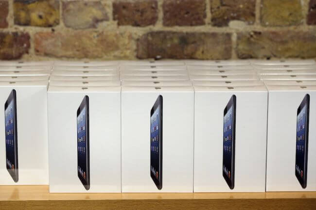 Продажи iPad впервые под угрозой спада. Фото.