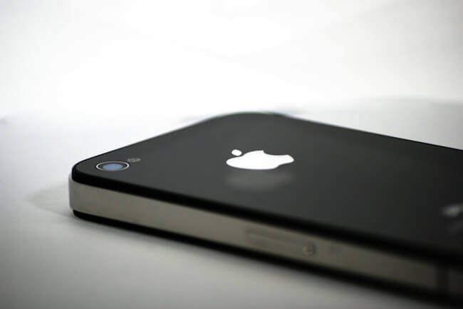 Старый добрый iPhone Старый добрый iPhone