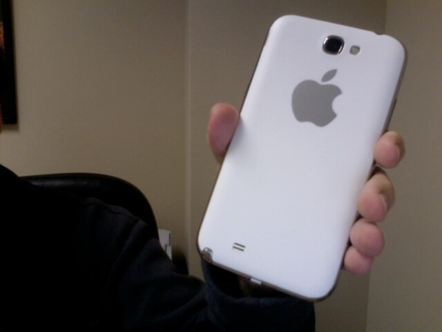 iPhone станет фаблетом в следующем году. Фото.