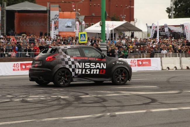 Asphalt 8 & Moscow City Racing 2013 Asphalt 8 & Moscow City Racing 2013
