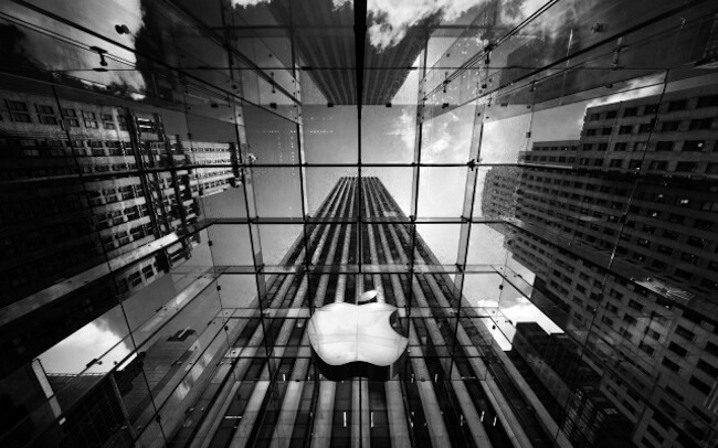 Крупнейшее приобретение Apple — она сама. Фото.