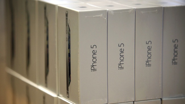 Кому iPhone 5? Кому iPhone 5?