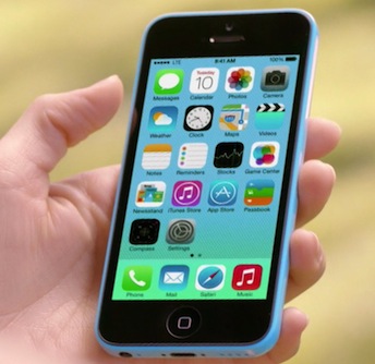 Новая реклама Apple: iOS 7 и iPhone 5c — единое целое. Фото.