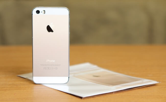 «Винил с корицей» — iPhone 5s Gold своими руками. Фото.