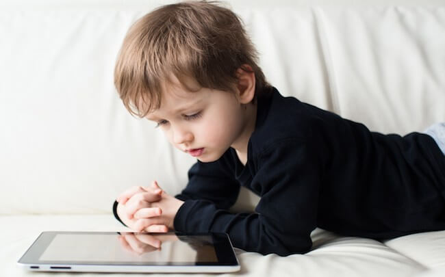 Ребенок и iPad Ребенок и iPad