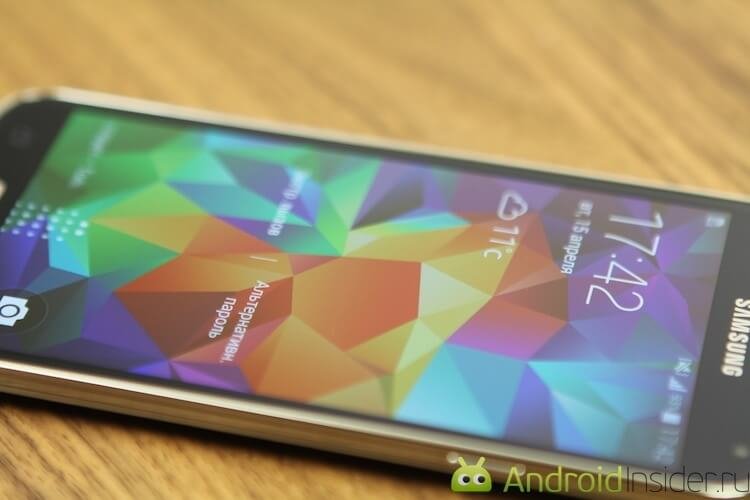 Пользователи меняют iPhone на Galaxy S5. Фото.