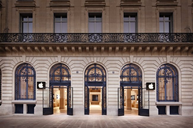 Apple Store в Париже Apple Store в Париже