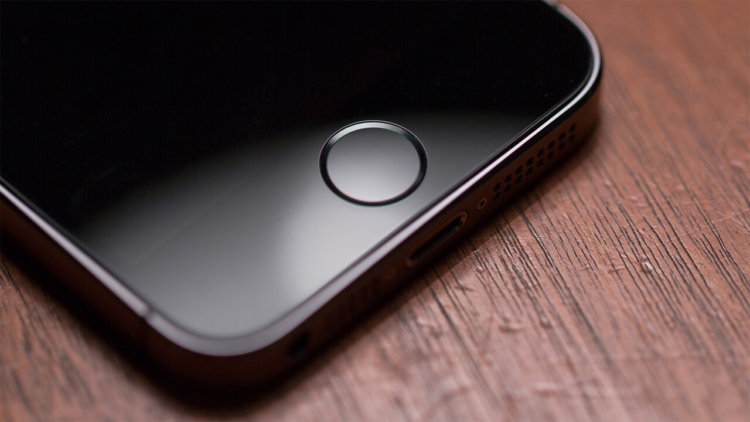 Эксперты не смогли взломать iOS без джейлбрейка. Фото.