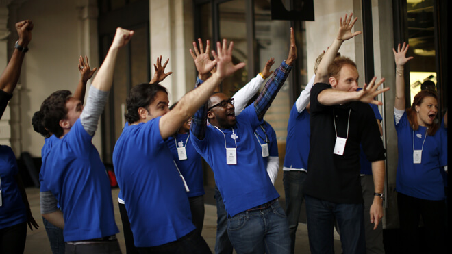 Сотрудники Apple объяснили, почему любят свою работу. Сотрудники Apple объяснили, почему любят свою работу. Фото.