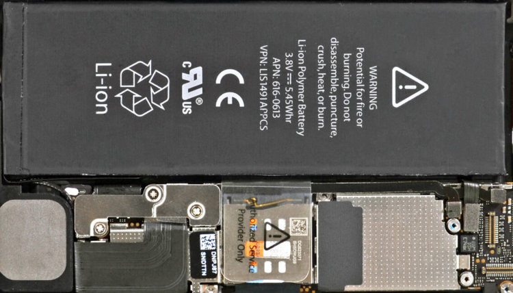 [Видео] Батарея 5,5-дюймового iPhone увеличенной емкости. Фото.