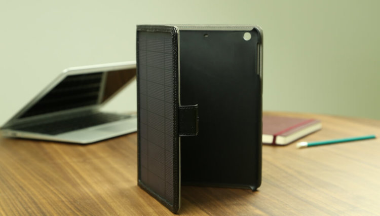 Чехол-аккумулятор SolCase.Mini: обзор и розыгрыш. Фото.