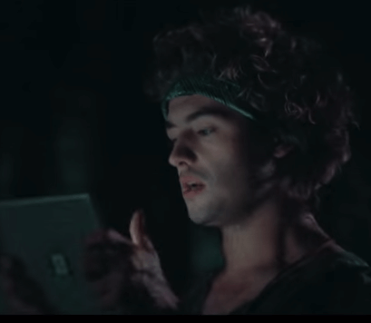 Samsung Galaxy Tab против iPad: ролик, запрещенный на российском ТВ. Фото.