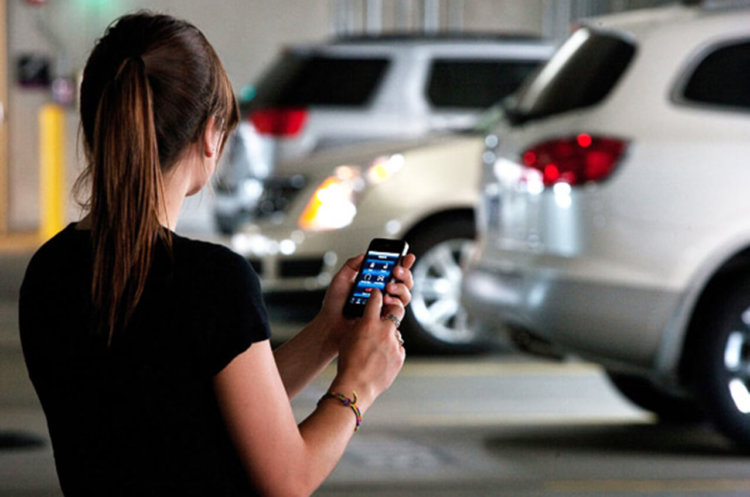 Apple научит iPhone управлять автомобилем дистанционно. Фото.