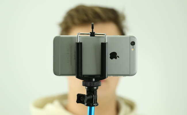 Монопод Momax SelfiFit: селфи — его второе имя. Фото.