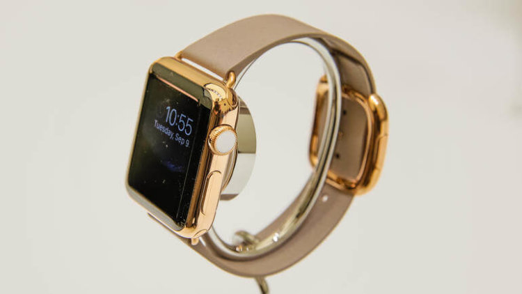 Мнение: дизайн Apple Watch придумал не Джони Айв. Фото.