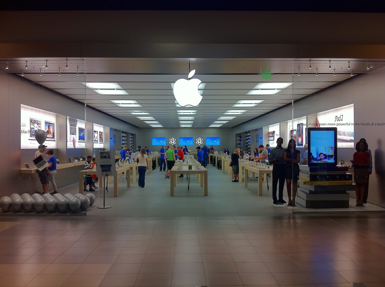 Apple Store Apple Store