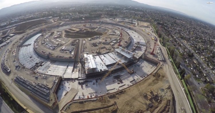 [Видео] Новый кампус Apple начинает обретать форму. Фото.