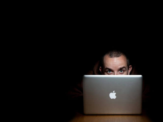 Скрытая угроза: Apple устраняет уязвимость FREAK. Фото.