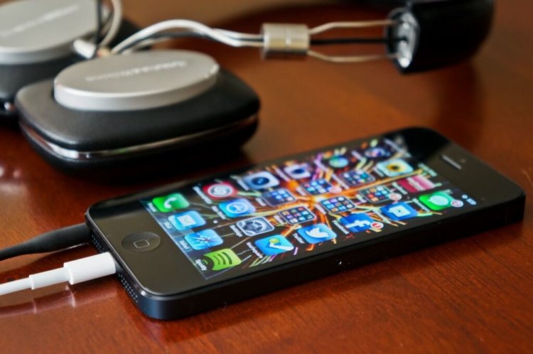 iOS 6 уже никому не нужна. Фото.
