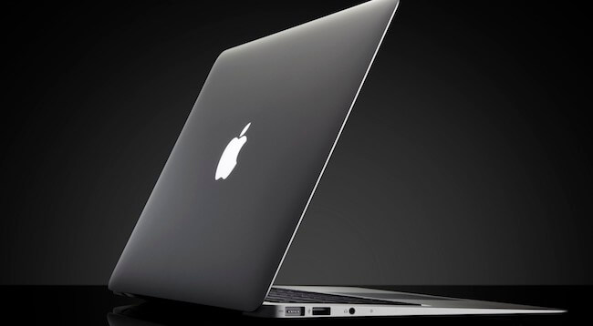 Apple обновила MacBook Air. Фото.