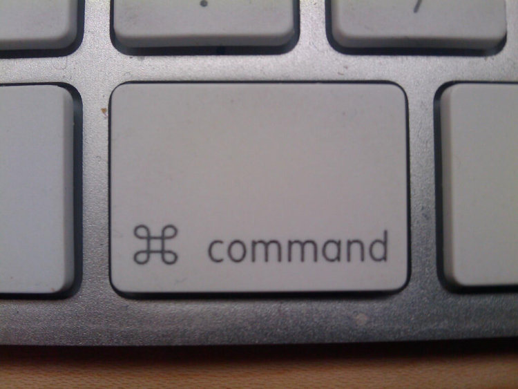 Что вдохновило дизайнера на создание иконки клавиши Command? Фото.