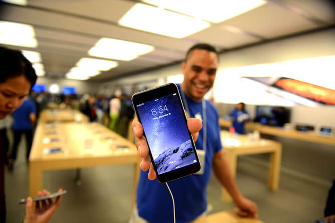 Аналитики: iPhonе 6 меняет правила игры. Аналитики: iPhonе 6 меняет правила игры. Фото.