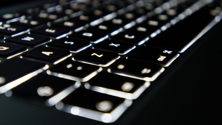 Apple купила стороннюю клавиатуру одного из основателей Swype. Фото.