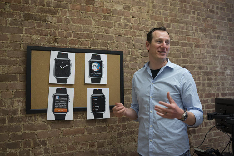 Разработчики получат Apple Watch вне очереди. Фото.