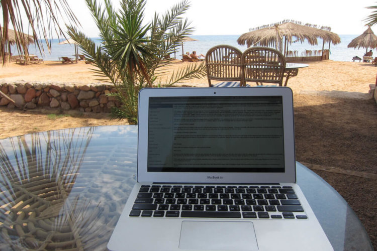 macbook-air-egypt macbook-air-egypt