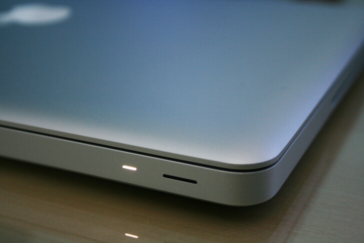 MacBook спит MacBook спит