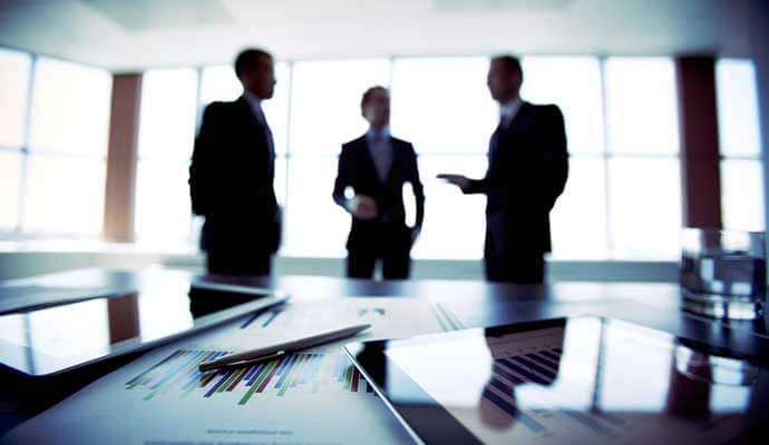 Шпионские игры: Apple и Google встретились на секретной конференции. Шпионские игры: Apple и Google встретились на секретной конференции. Фото.