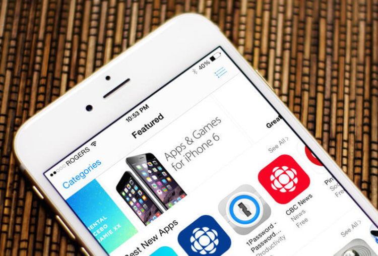 В России начнут блокировать приложения из App Store и Google Play. Фото.