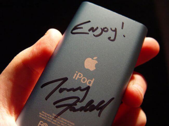 ipod_signed_tonyfadell ipod_signed_tonyfadell