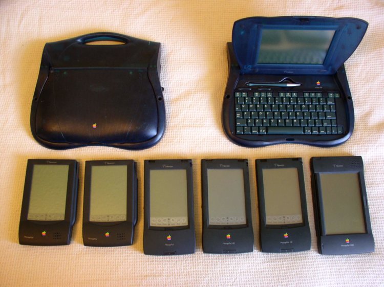 apple_newton_family apple_newton_family