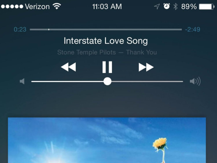 spotify-lockscreen-apple spotify-lockscreen-apple