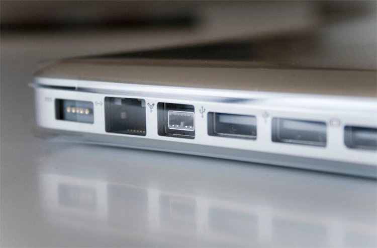 Судьба «тринадцатой»: есть ли будущее у FireWire? Фото.